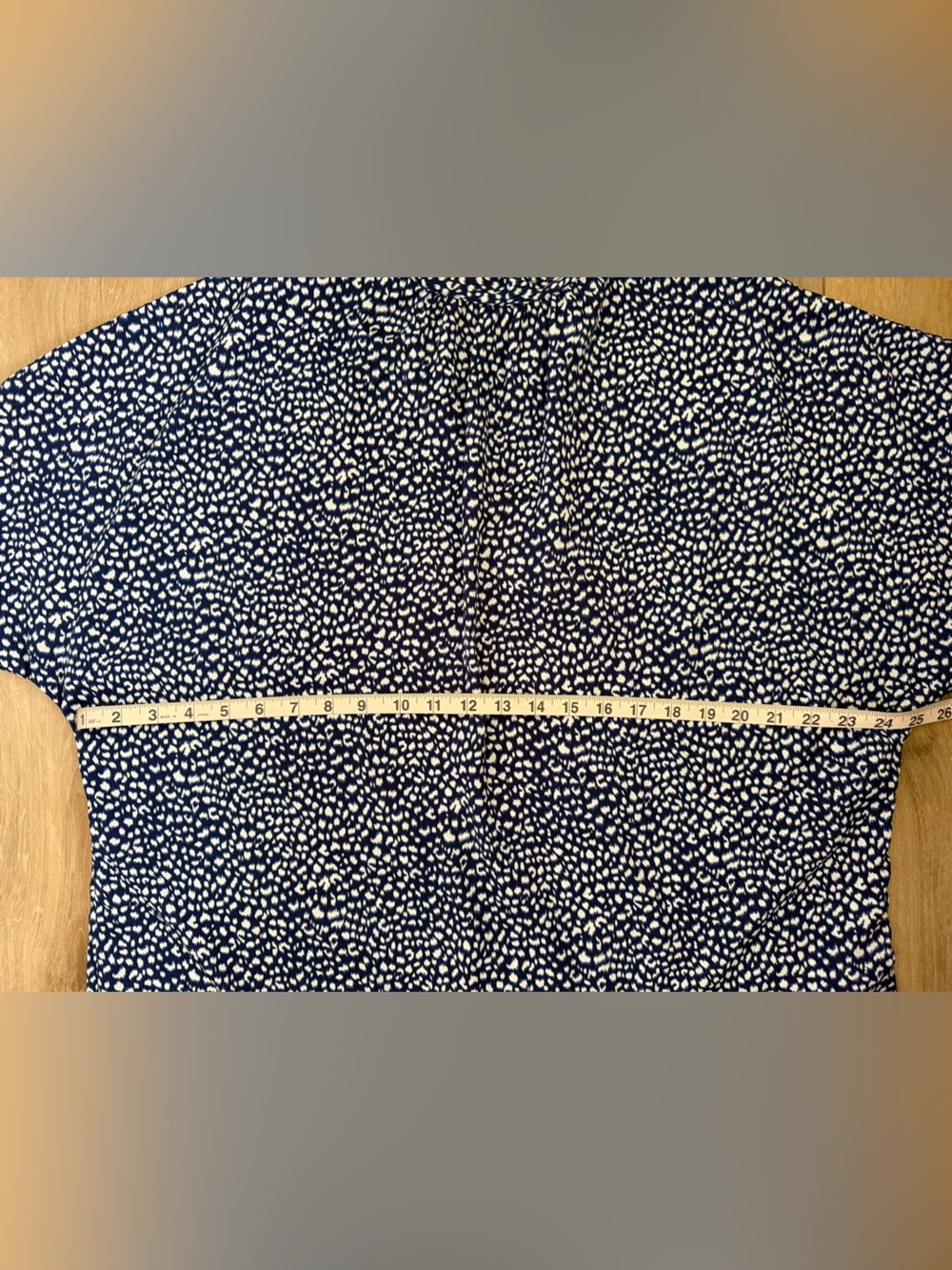 SHEIN Batwing Sleeve Stand Collar Tie Back EUC - Picture 2 of 5